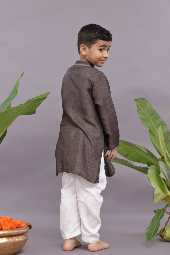 Quotes Embroidered Dark Grey Kurta and Pyjama