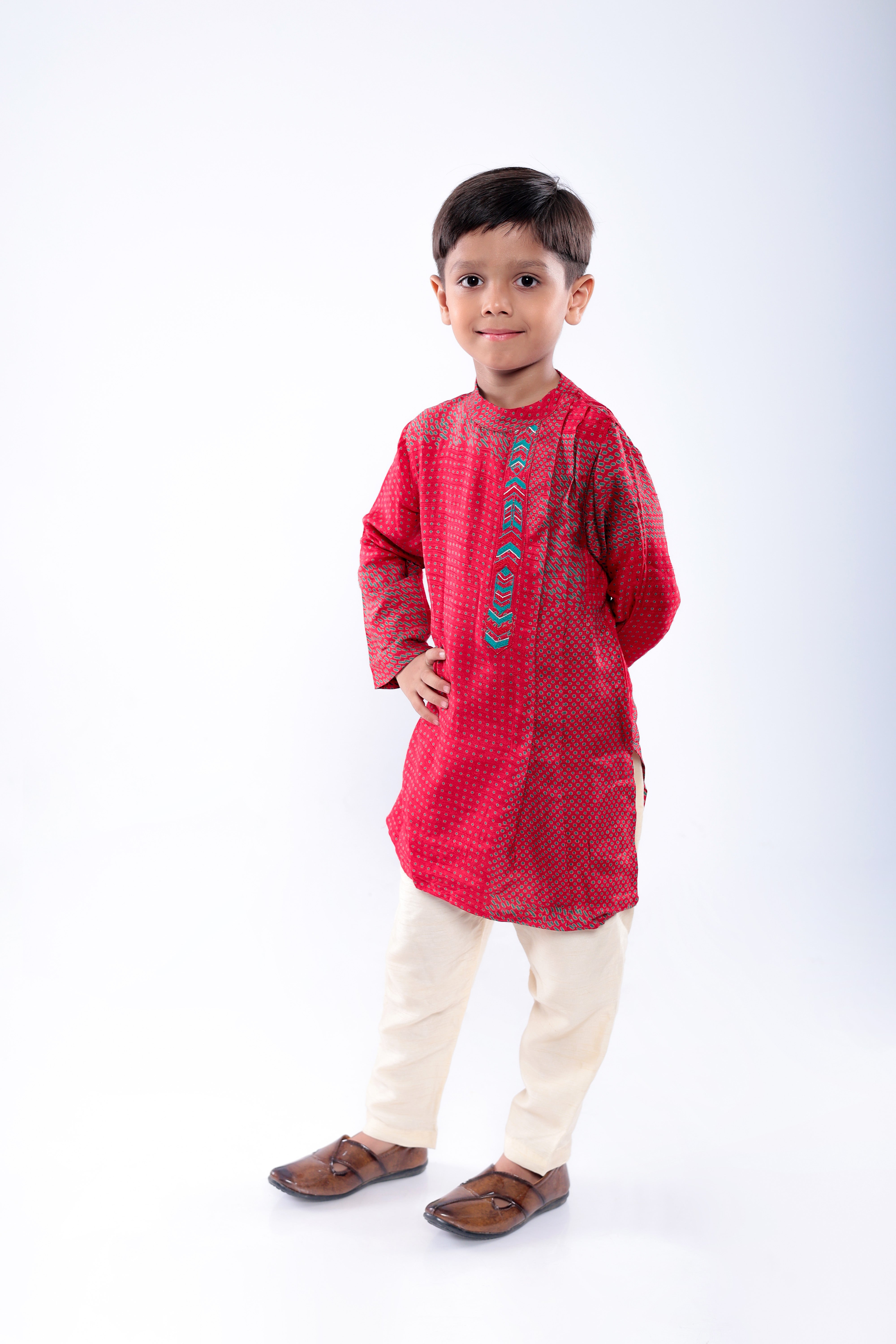 Red and Green Dotted Print Kurta with Off White Pyjama