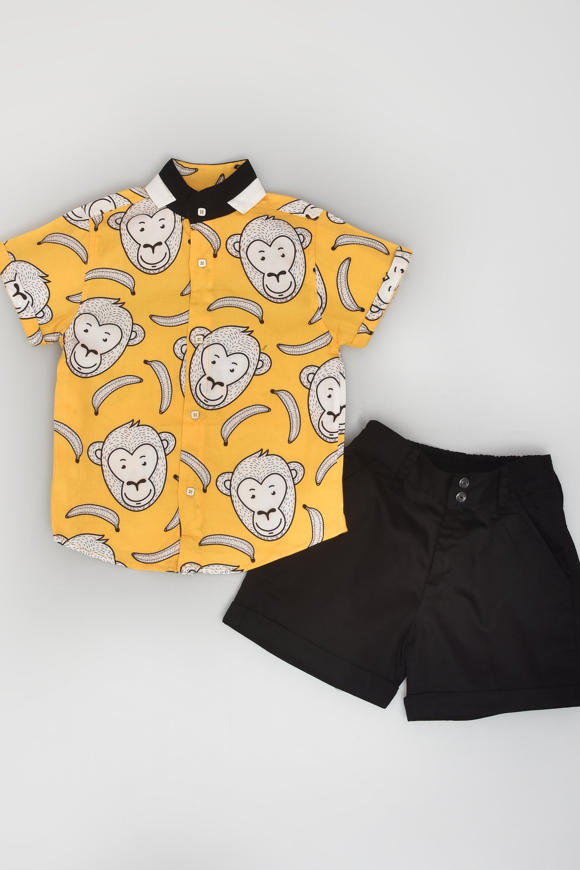 Go banana shirt and shorts set for boys