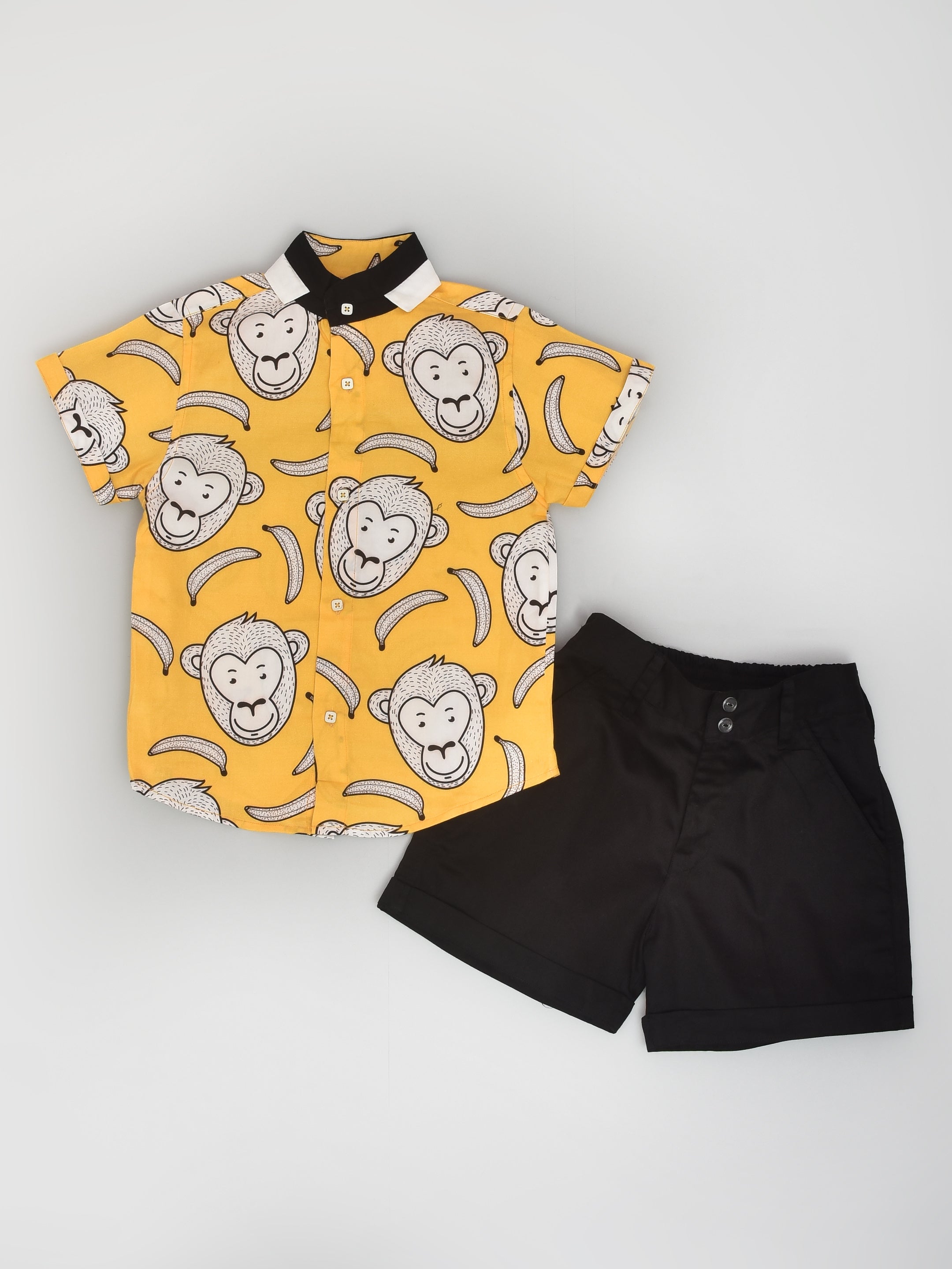 Go banana shirt and shorts set for boys