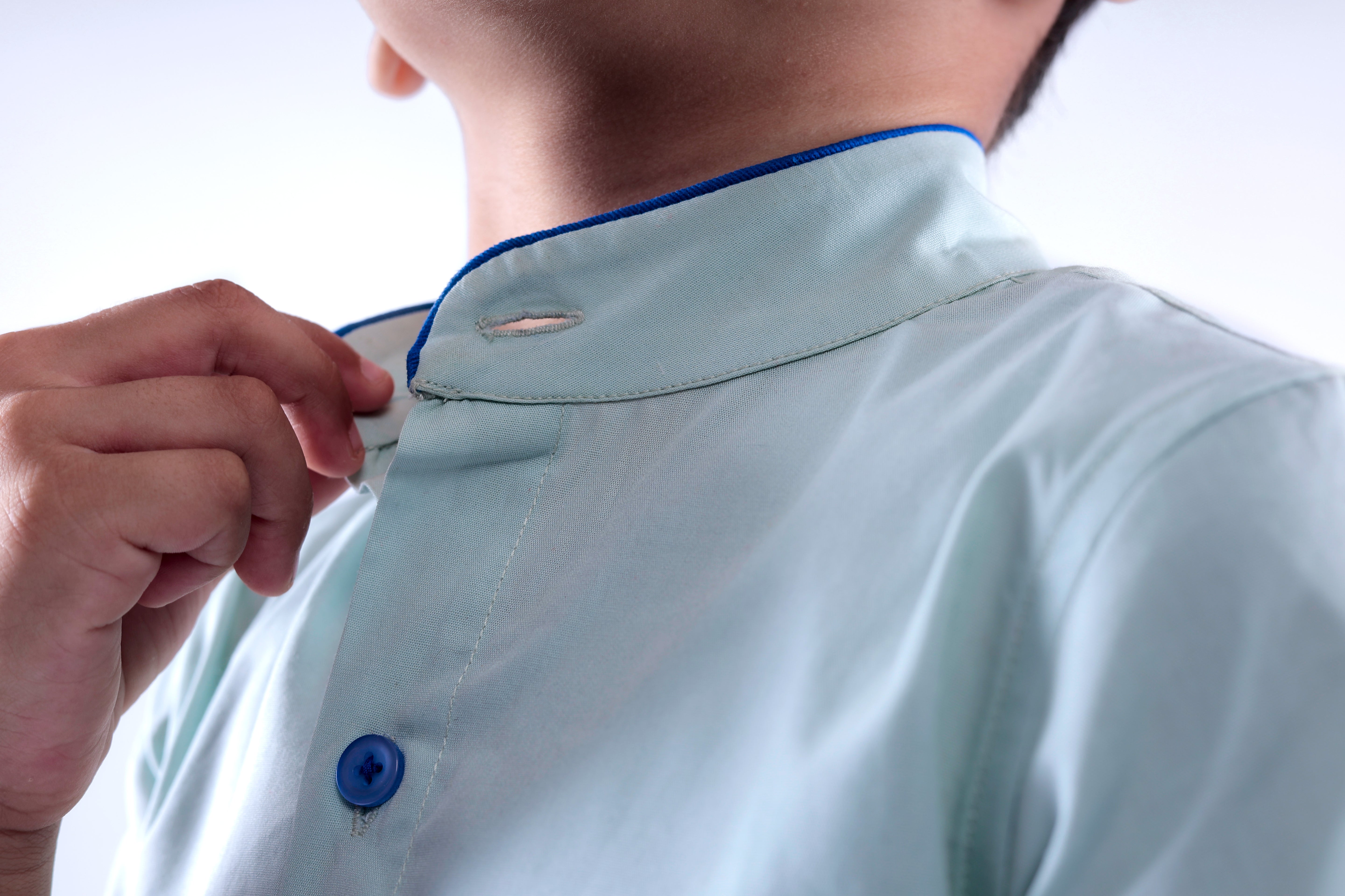 Shirt with Embroidered Ferris Wheel