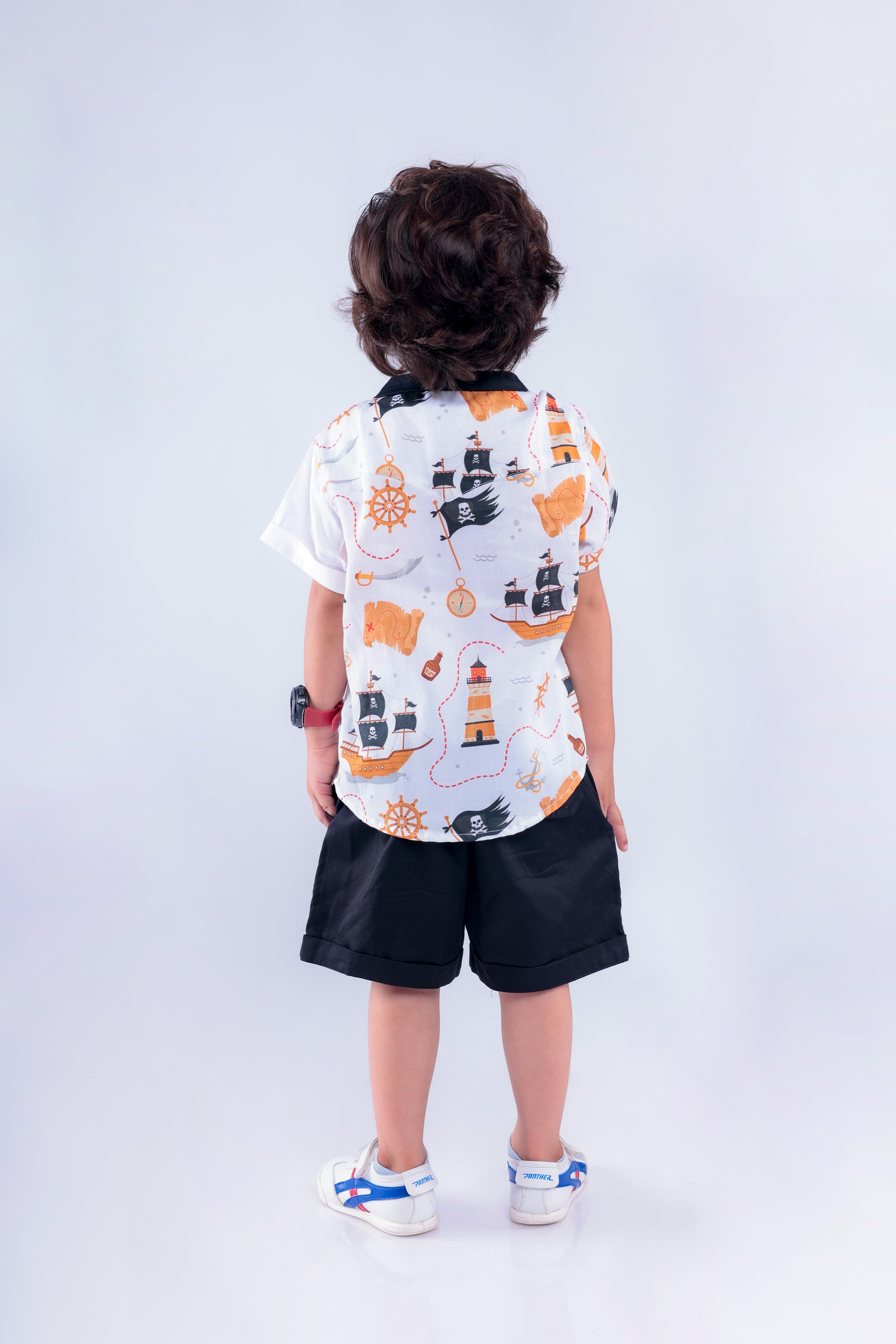 Pirates of the Caribbean Shirt and Shorts