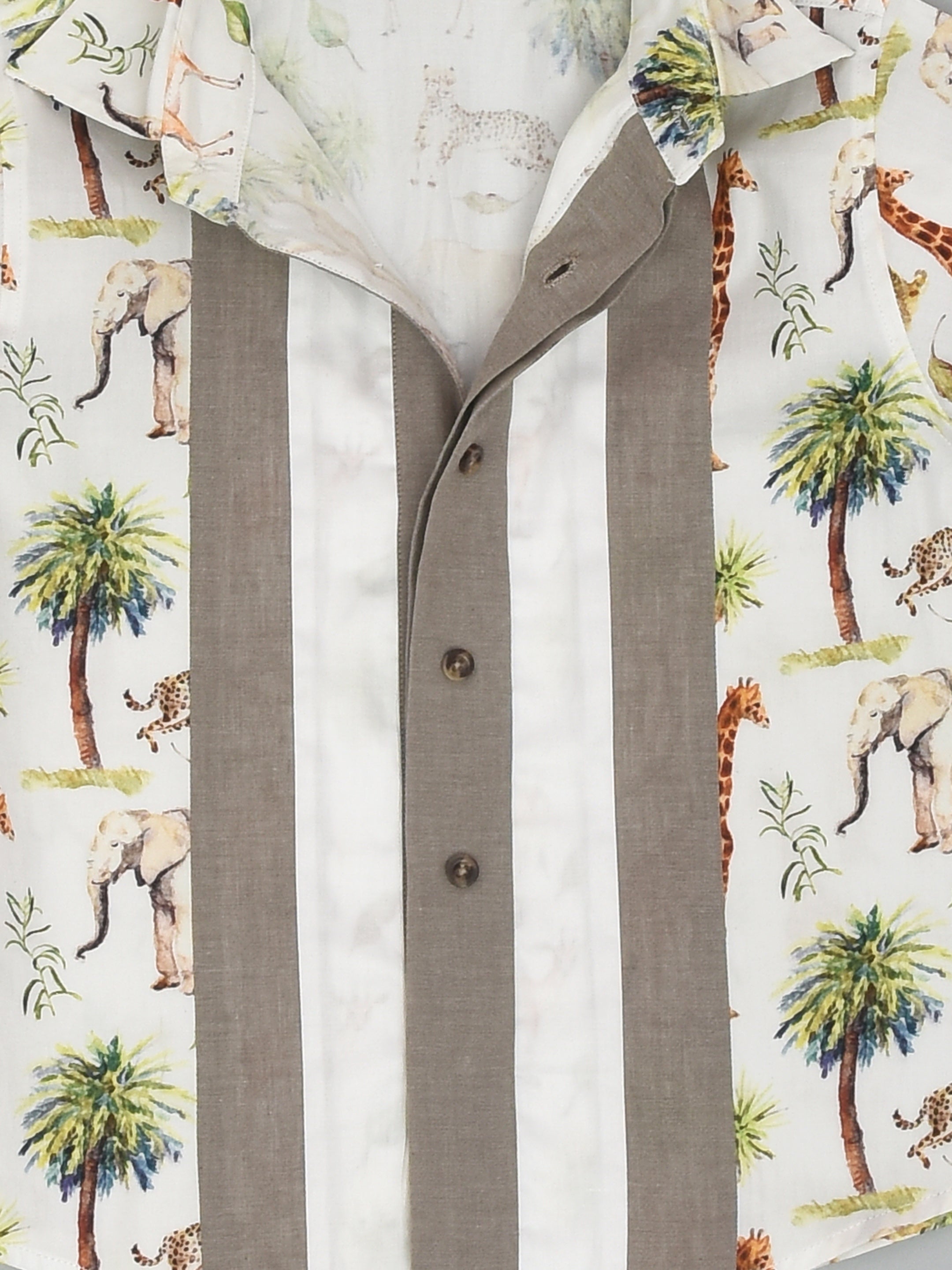 طقم قميص بطبعات غابة مع شورت دينم للسفر للأولاد