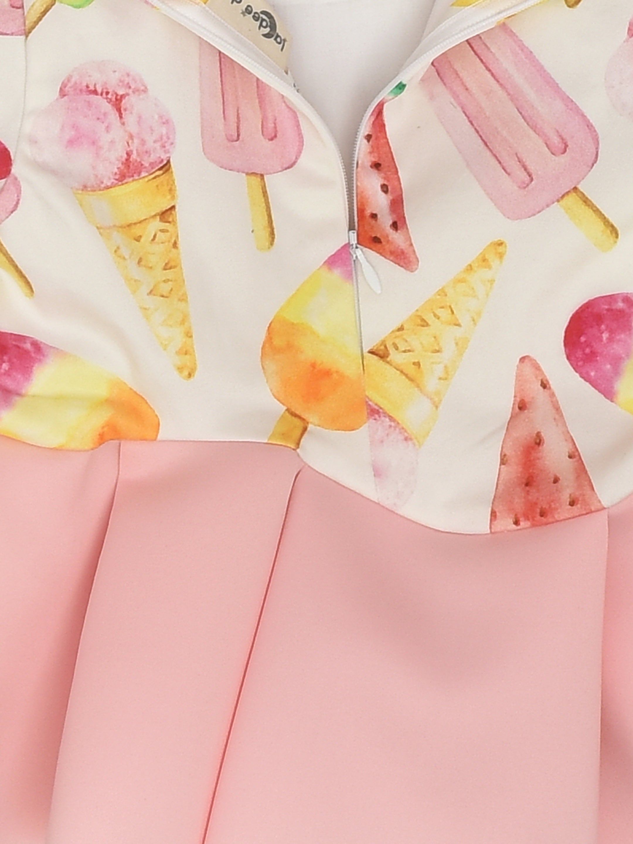 مجموعة من القمصان والشورتات القصيرة من آيس كريم بيبلوم لعيد الميلاد للفتيات