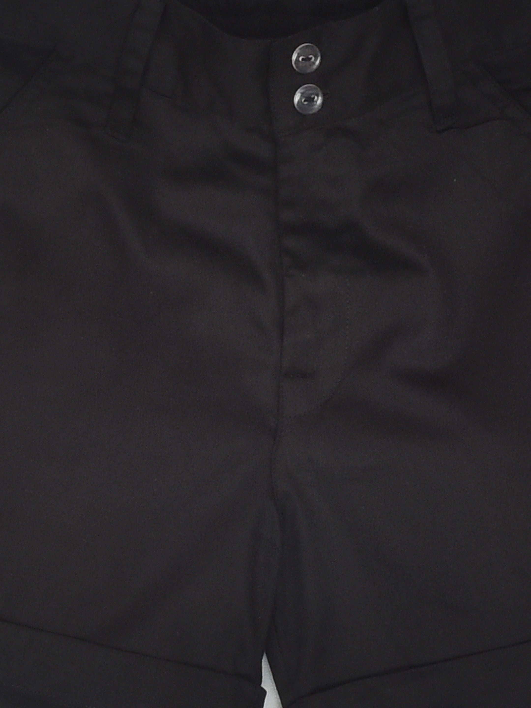 السراويل السوداء