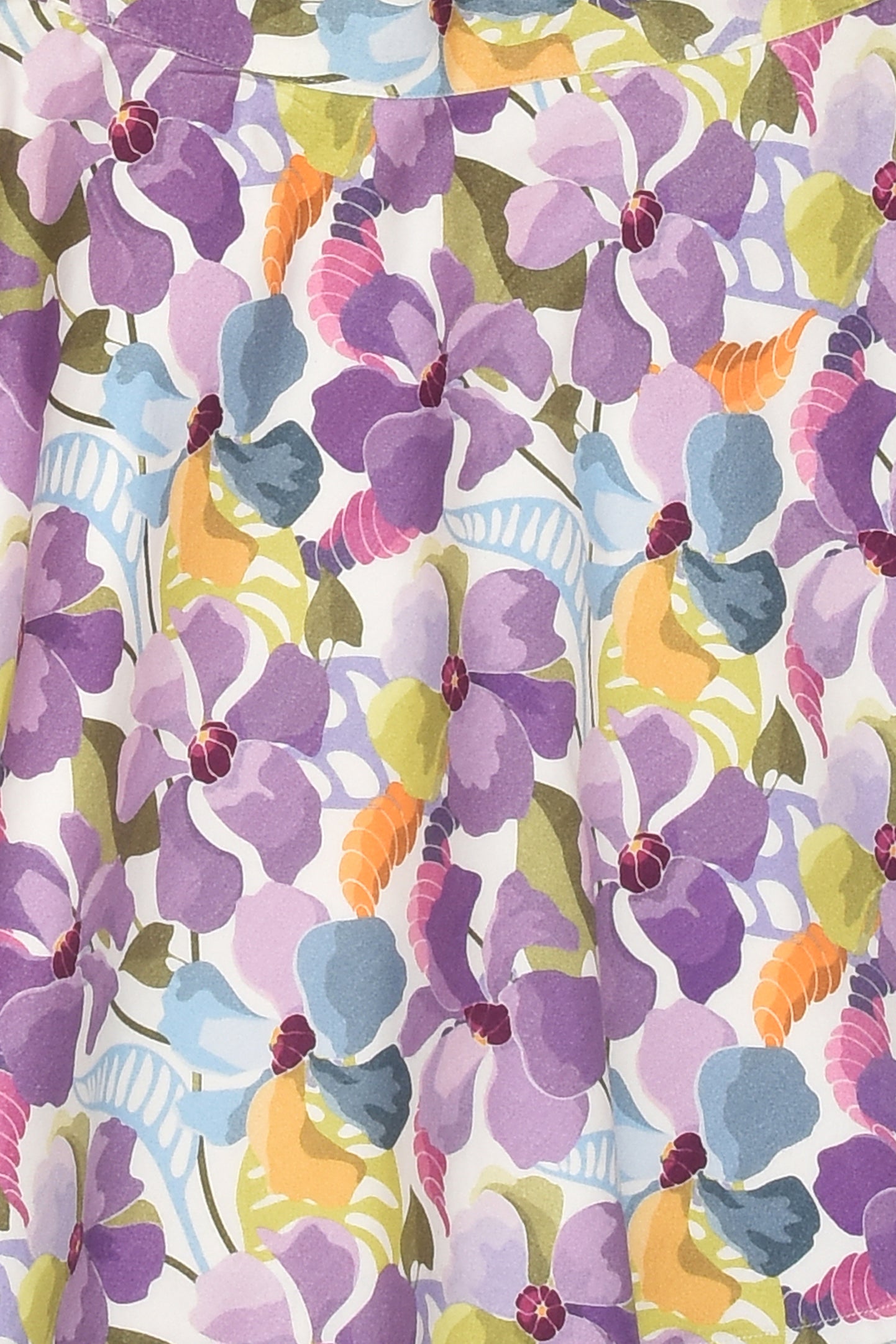 طقم علوي وتنورة نصف كم مفتوح من الخلف ومطبوع بالزهور باللون الأرجواني للفتيات