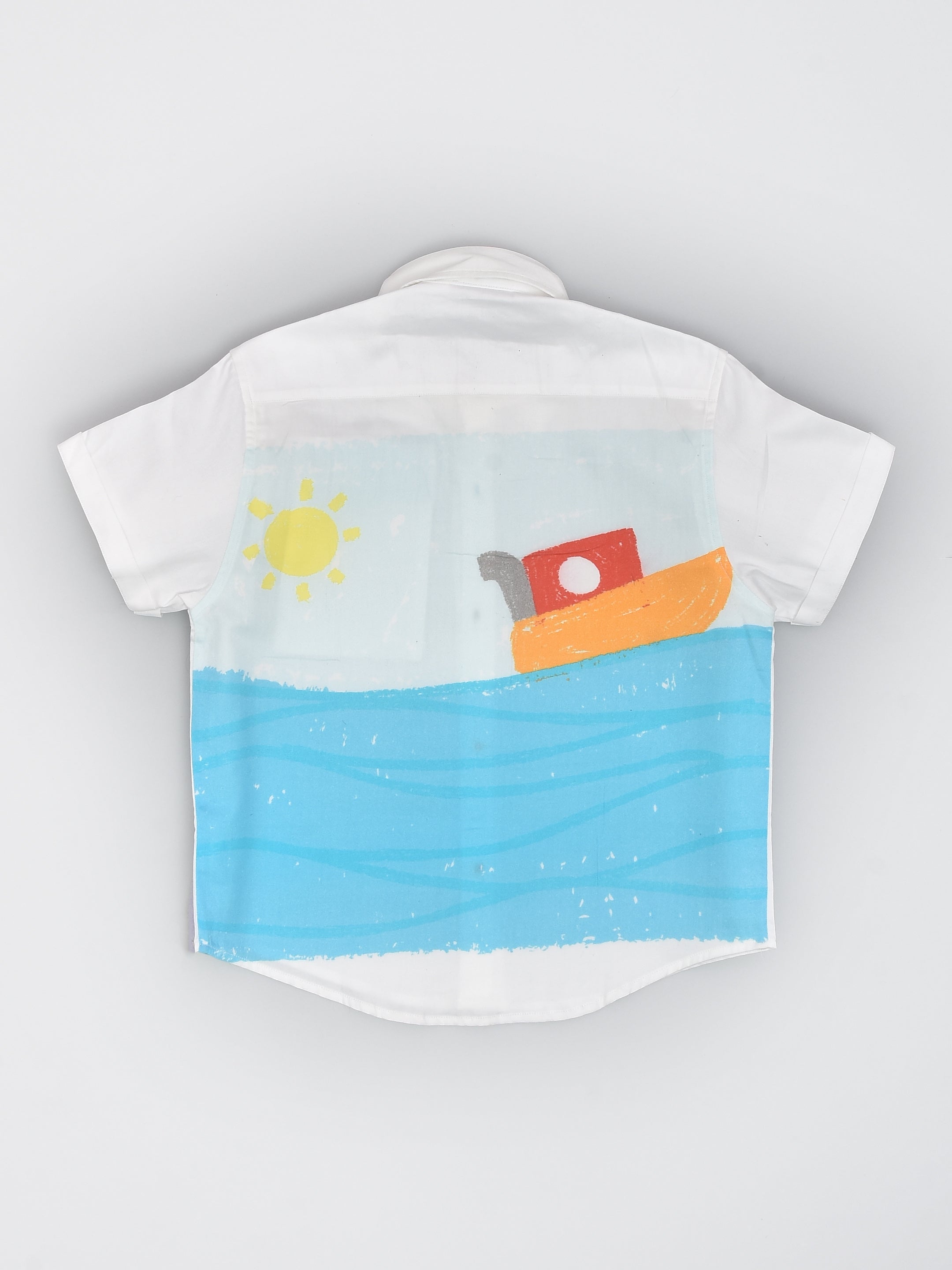 Bestseller Shirt with Pastel Boat Printed at Back for Boys